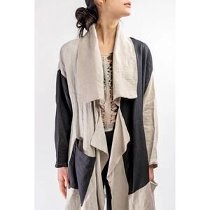 Artists & Revolutionaries Trench Coat Trip To Paris Linen Beige Black Colorblock